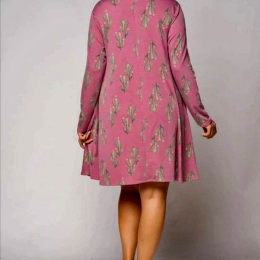 🌵🌵Cactus Print Long Sleeve knit dress- 1X - Picture 3 of 3